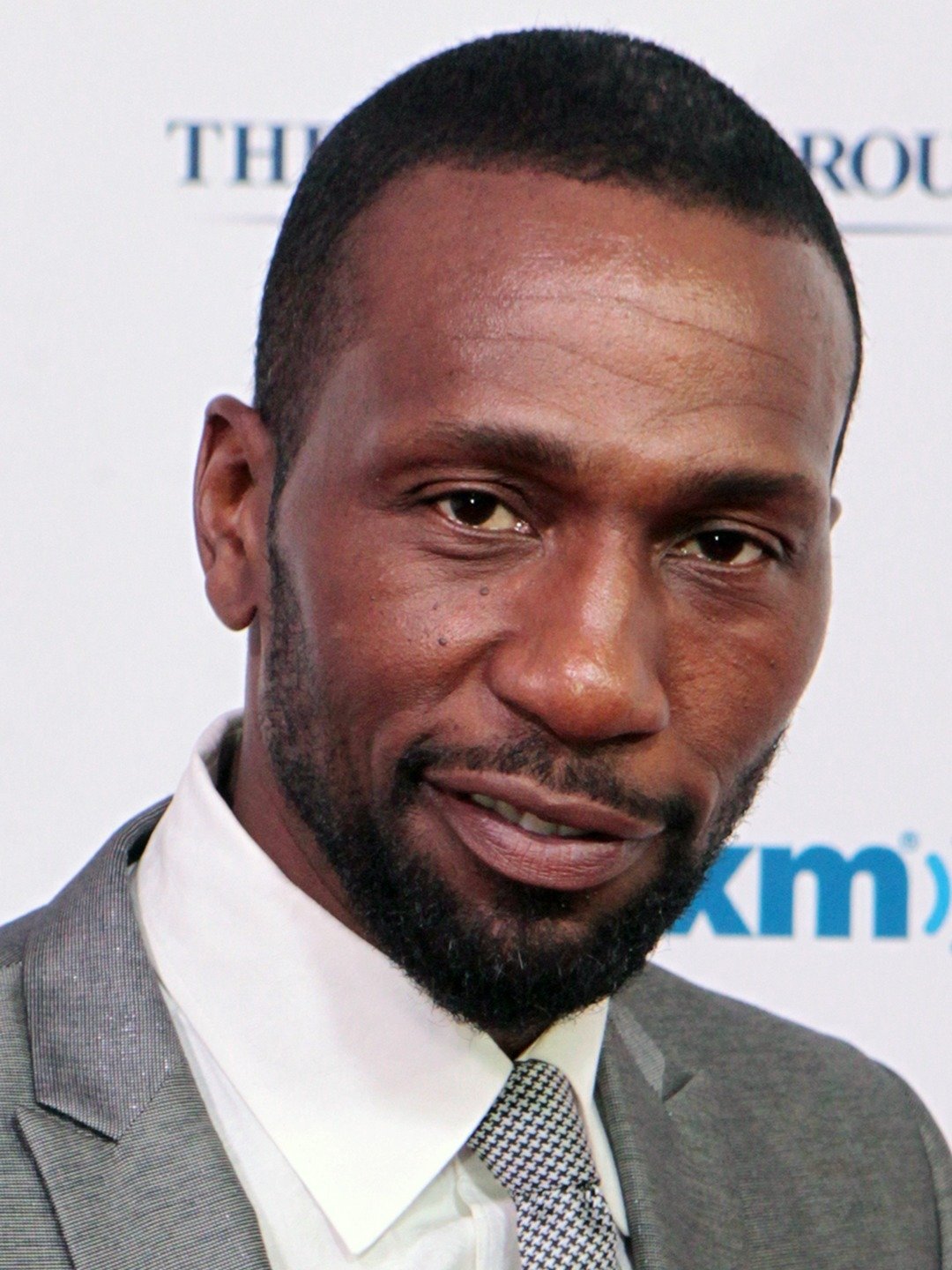 leon robinson net worth