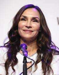 Famke Janssen